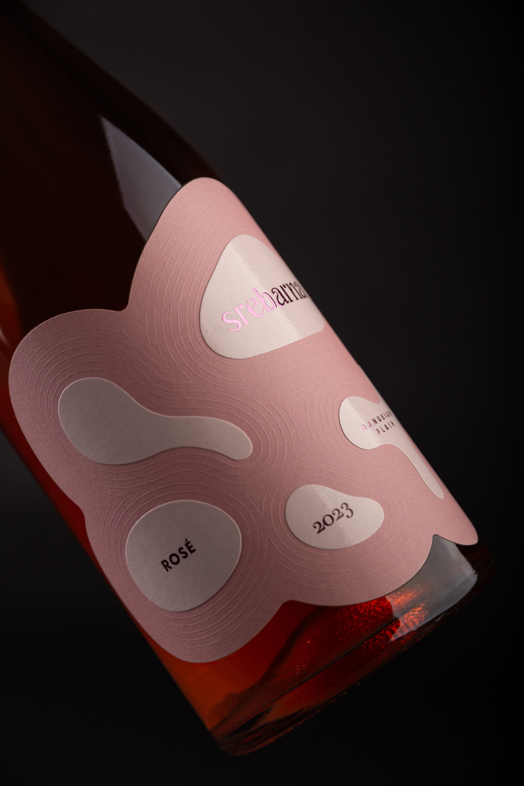 Foxtrot Studio wine label design for Srebarna Rosé — tactile label close-up